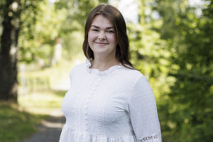 Bildet viser Rebecca Vodal, avdelingsleder hos Brusetkollen